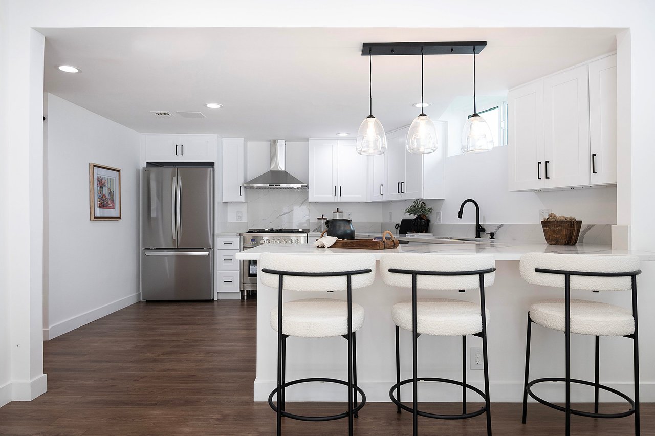 8155 Willow Glen Rd.