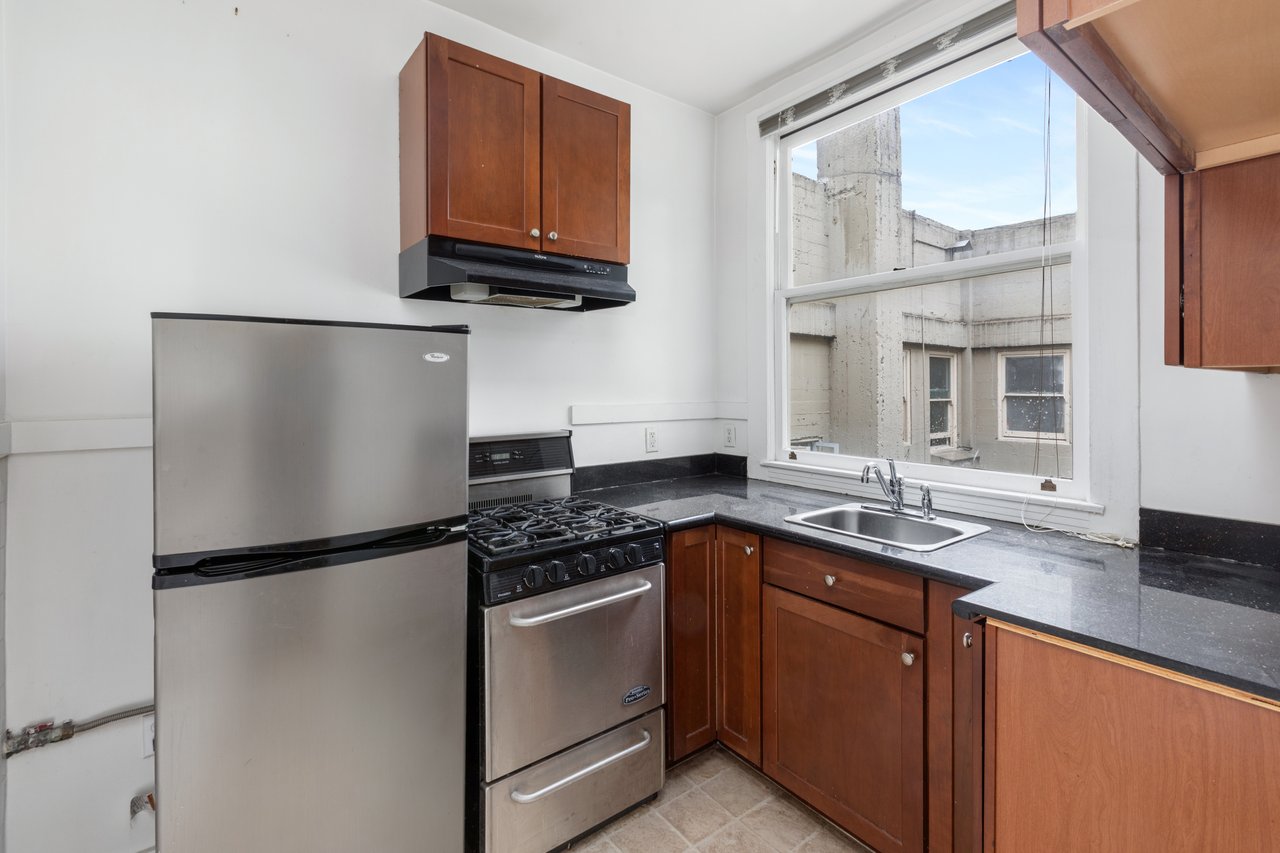 16 Units Downtown San Francisco