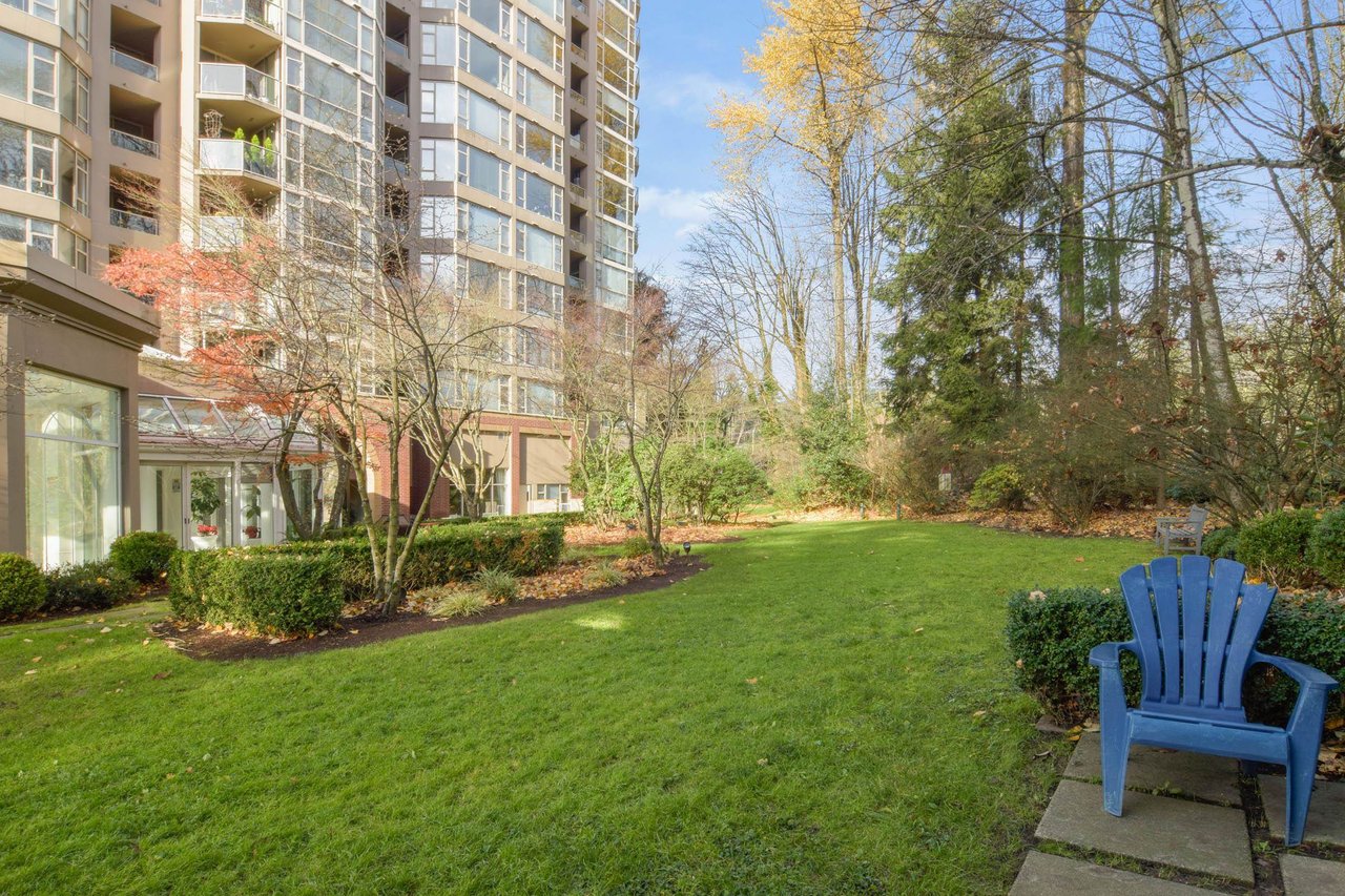 1009-1327 E Keith Rd