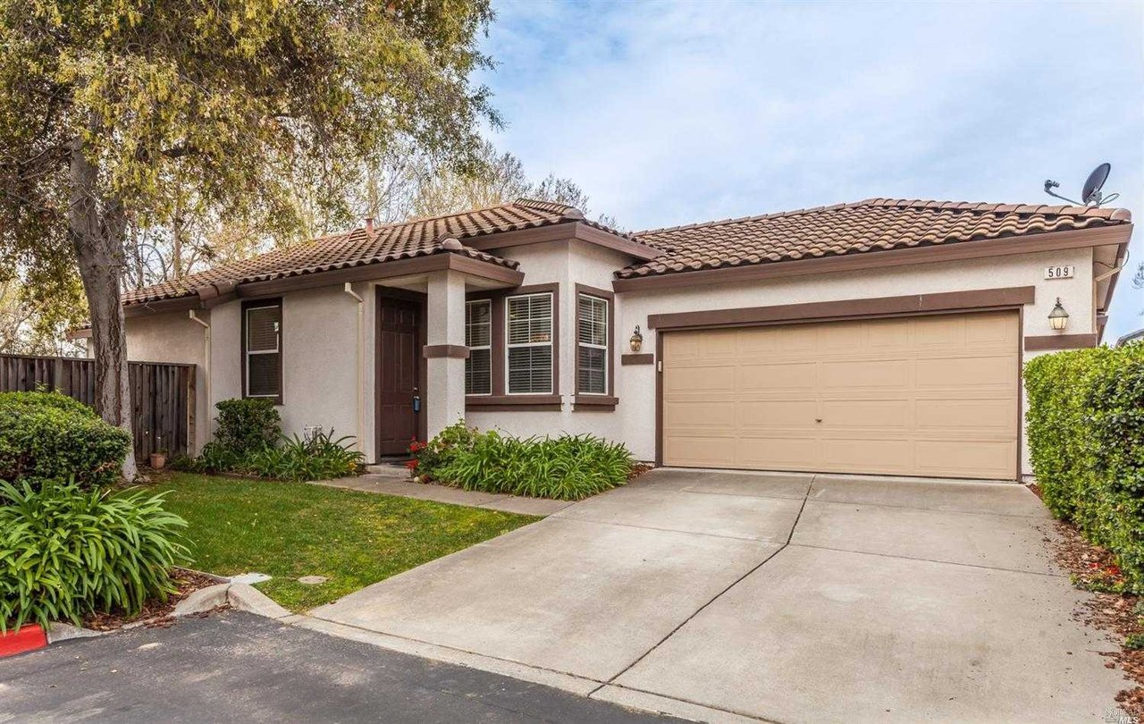509 FROGS LEAP Court