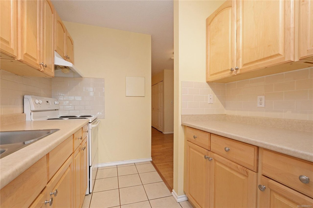 310-755 Hillside Ave