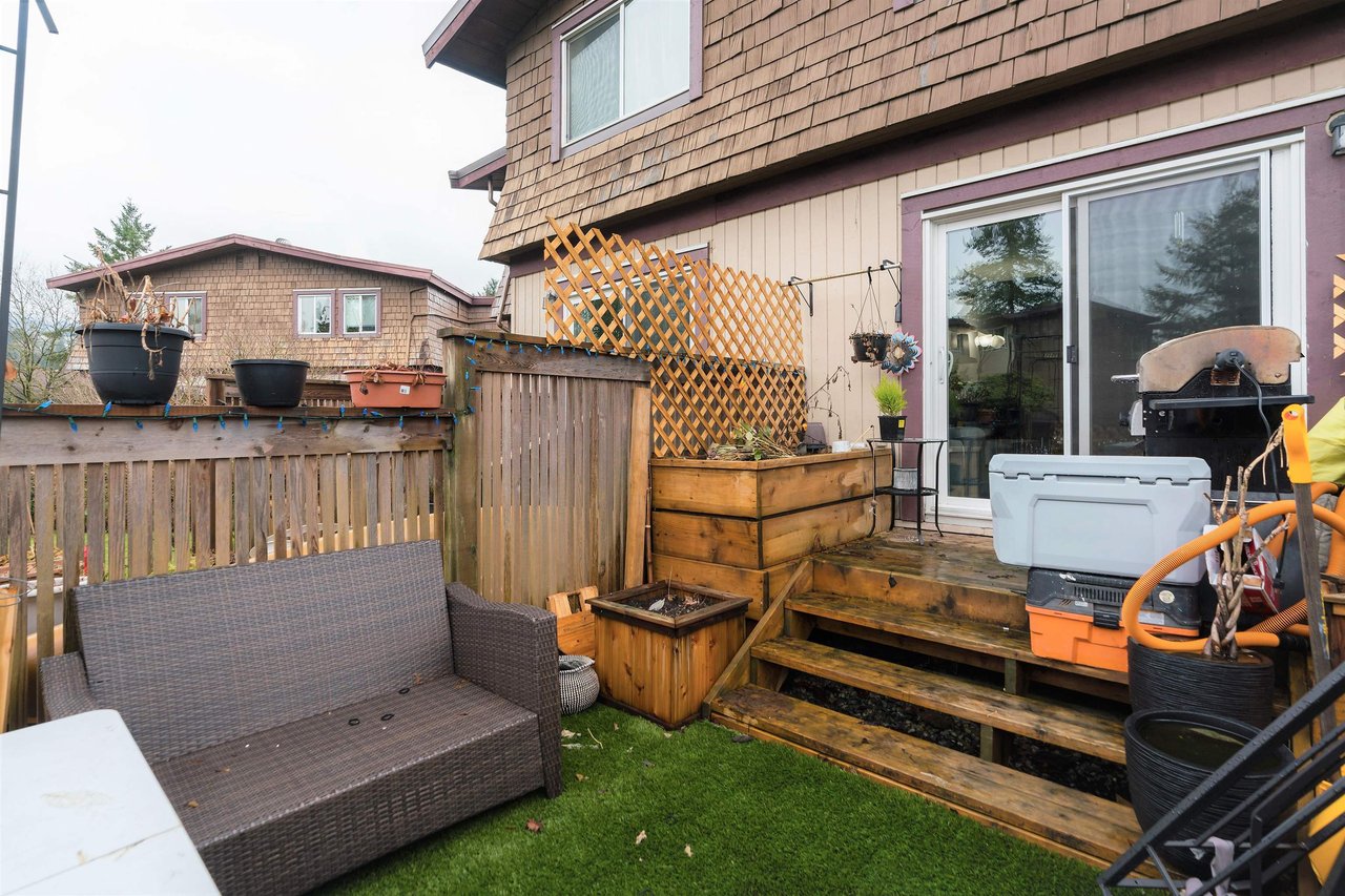 4-313 Highland Wy