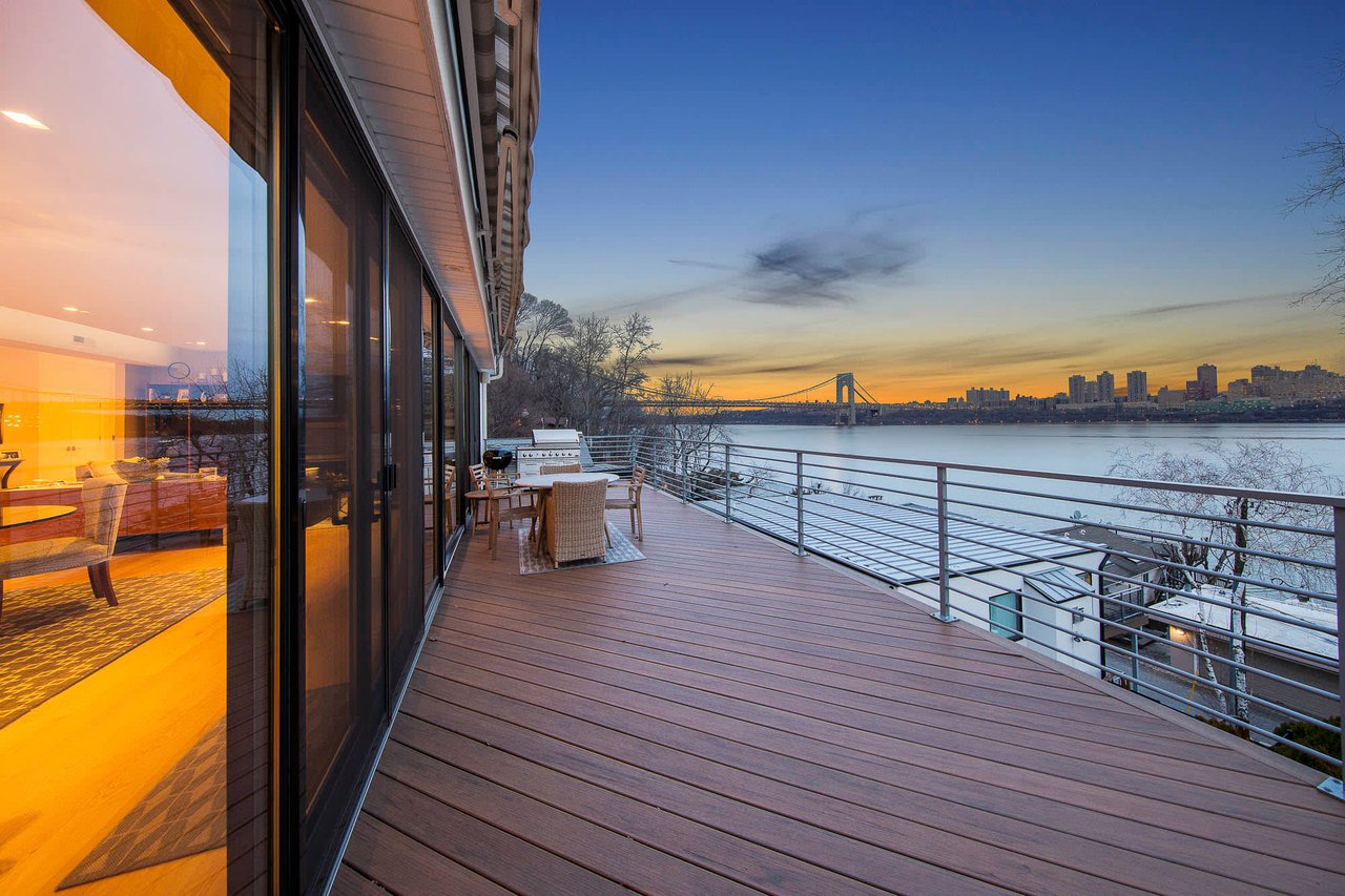 33 Annett Ave., Edgewater