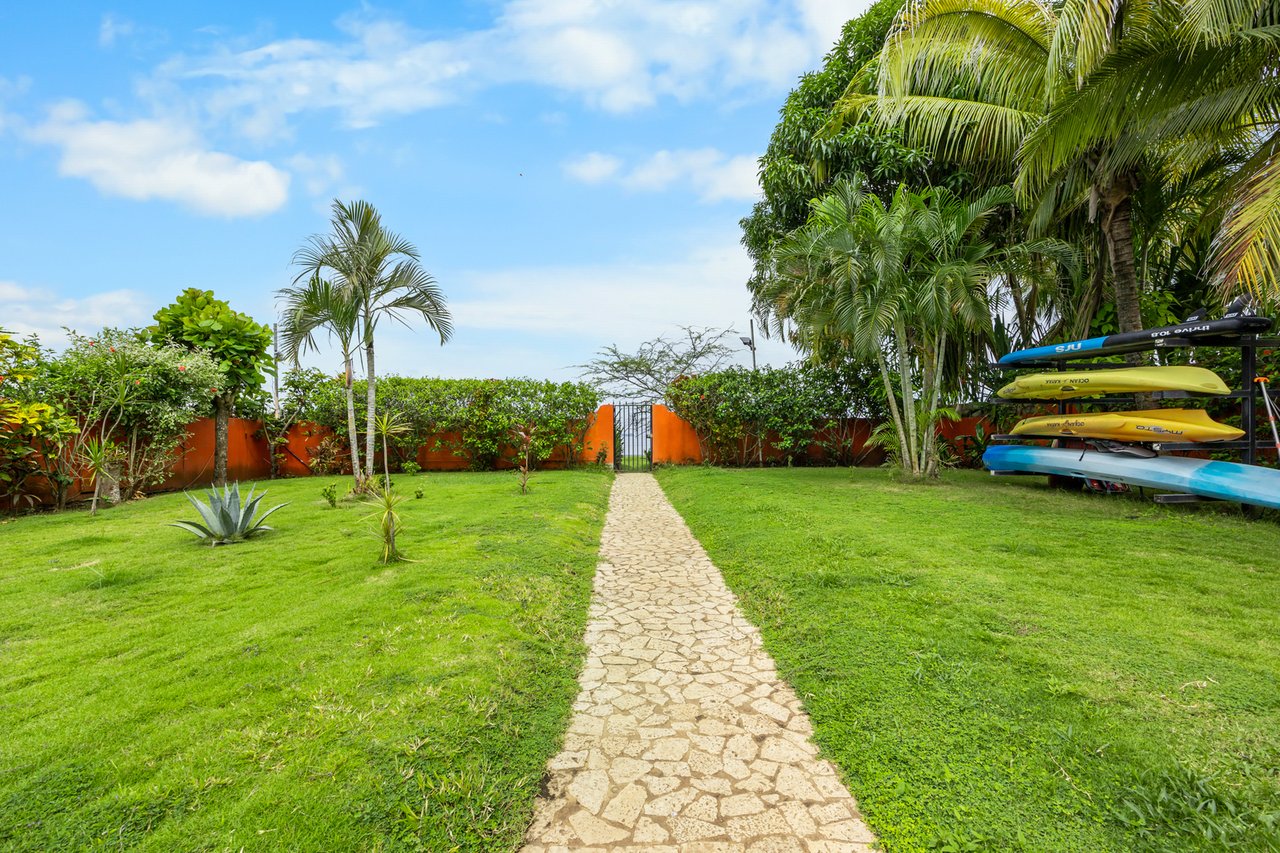 Titled Beachfront Luxury Estate, Flamingo, Guanacaste