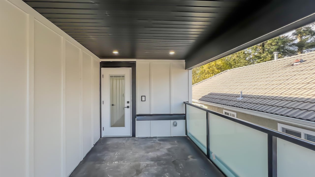 8020 19th Ave