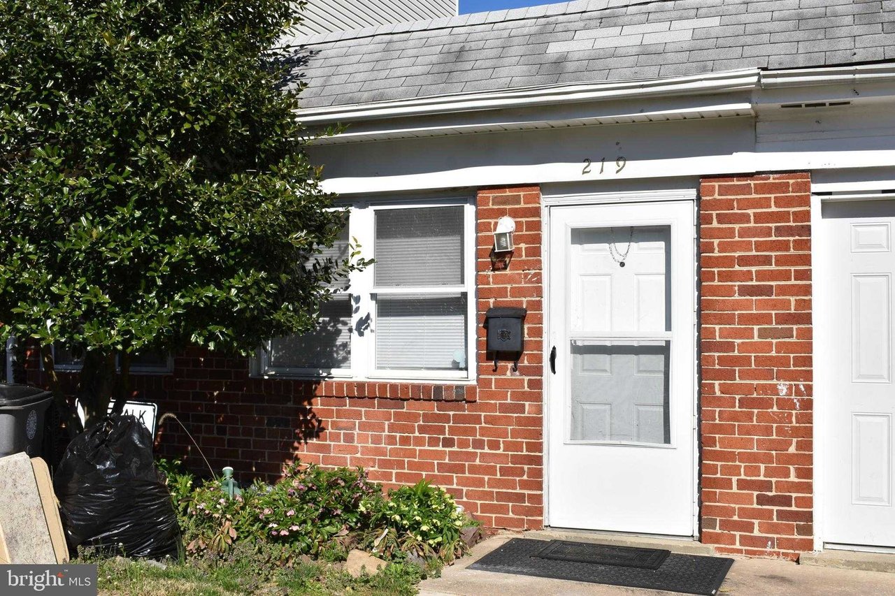 219 N ADAMS STREET