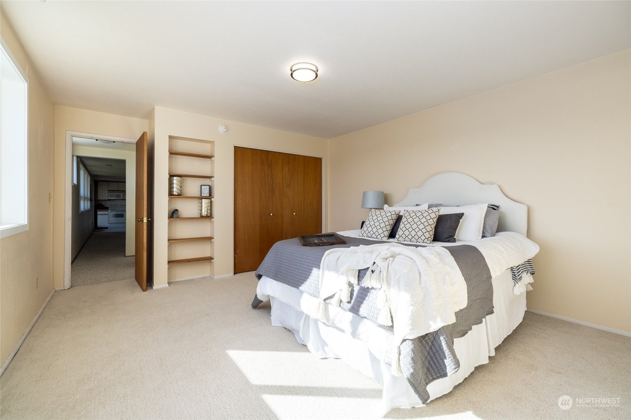 227 Skagit Wy