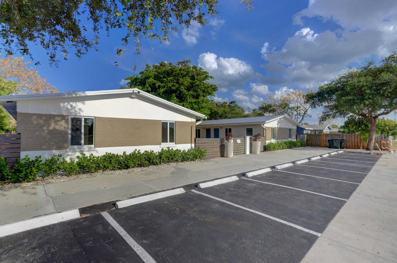 11 6th Avenue Unit 1