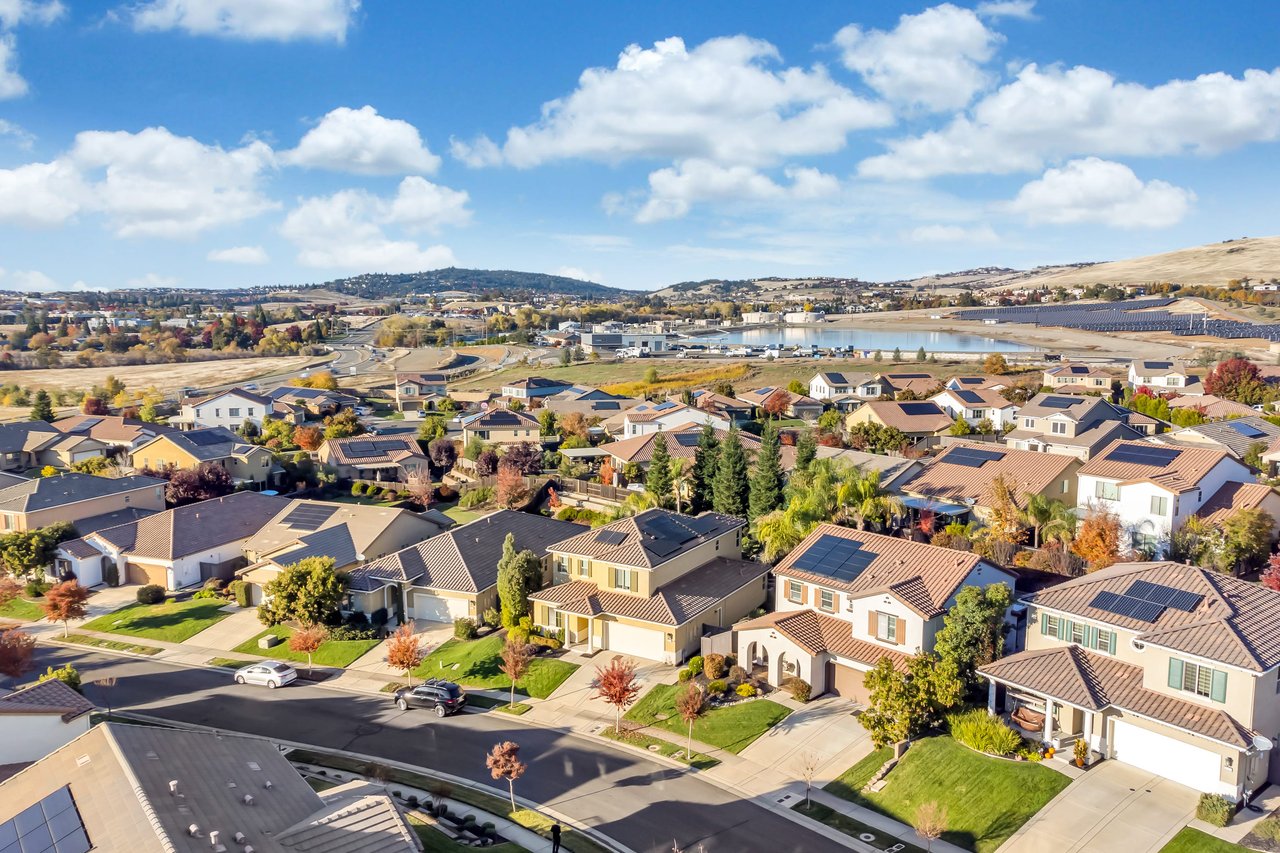 3123 Acorn Glen Way