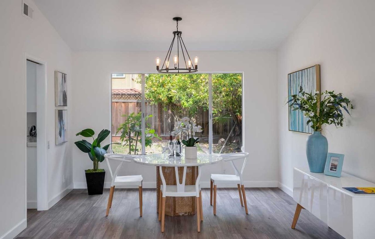 265 MORTIMER AVE