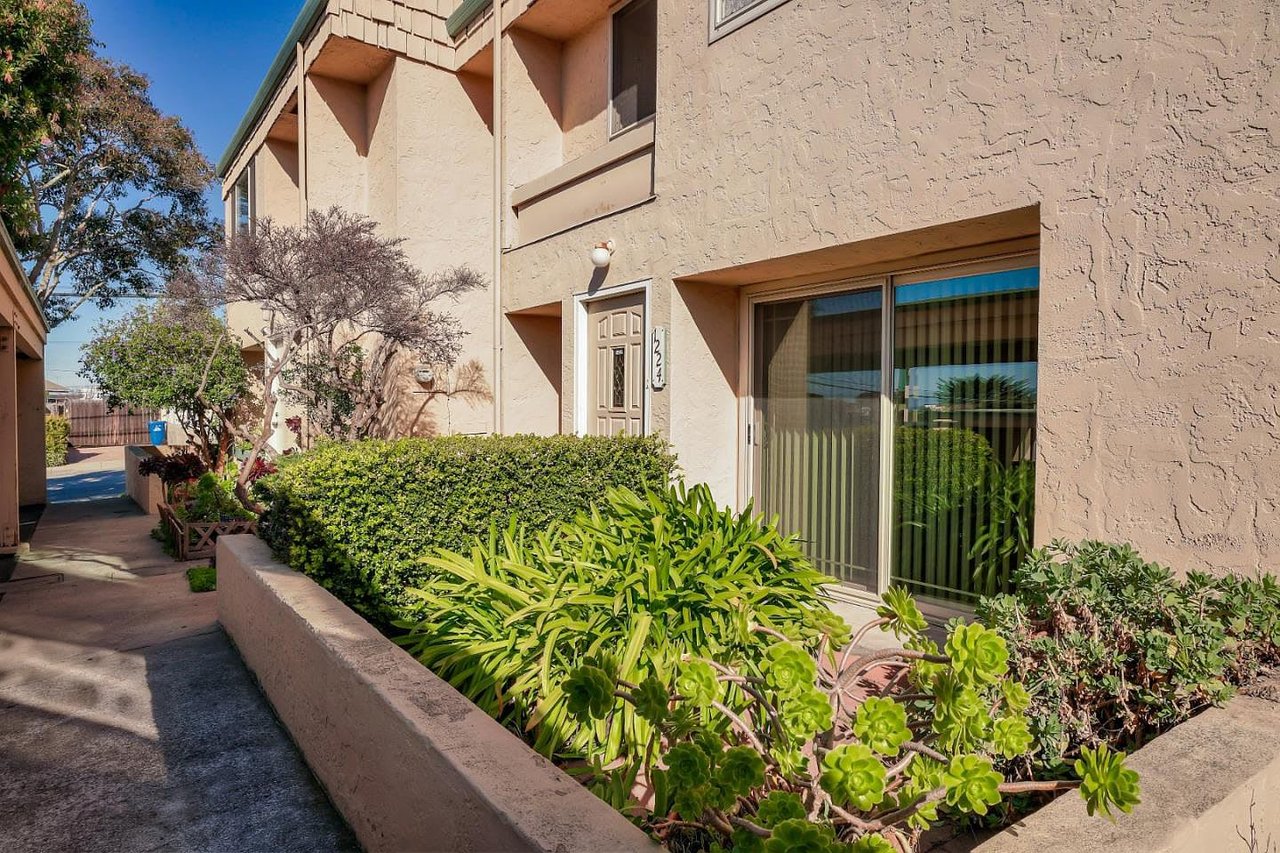 1224 Trinity Ave #14