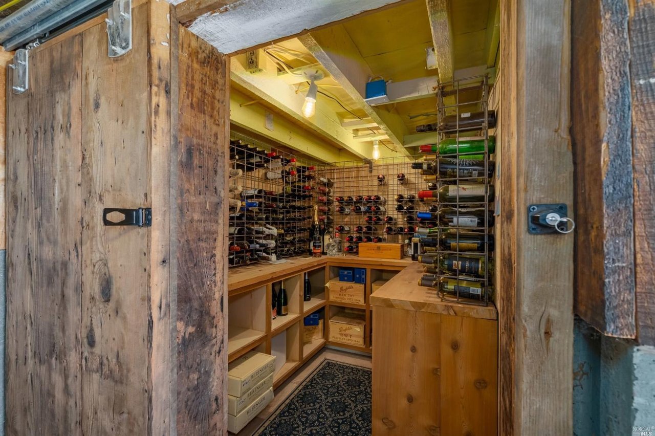 3282 Hagen Rd