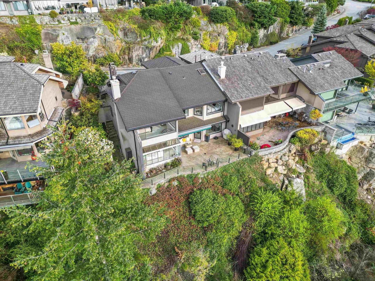 5349 Aspen Dr