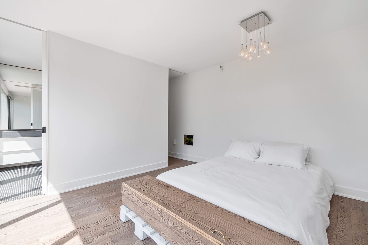 75 Markham Street #16