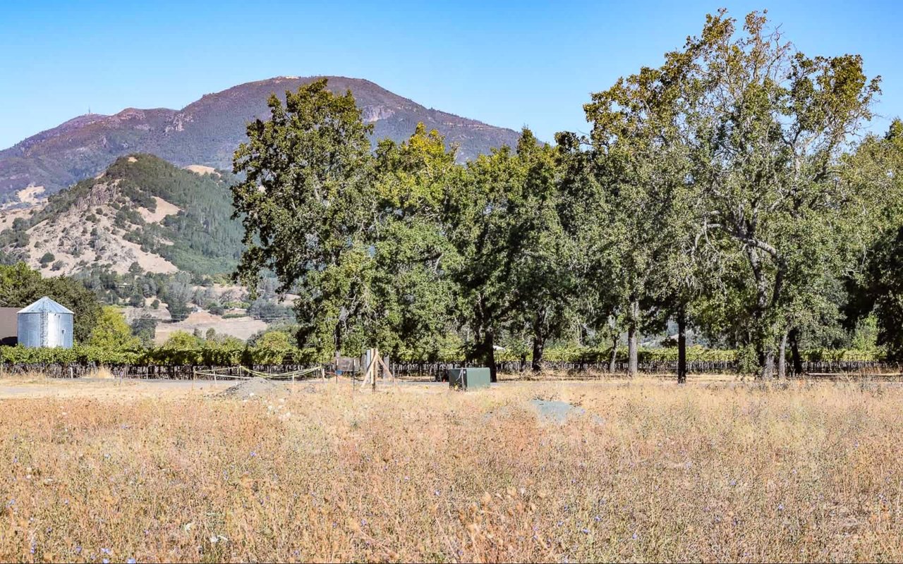 Premium One Acre Estate Site - SOLD
