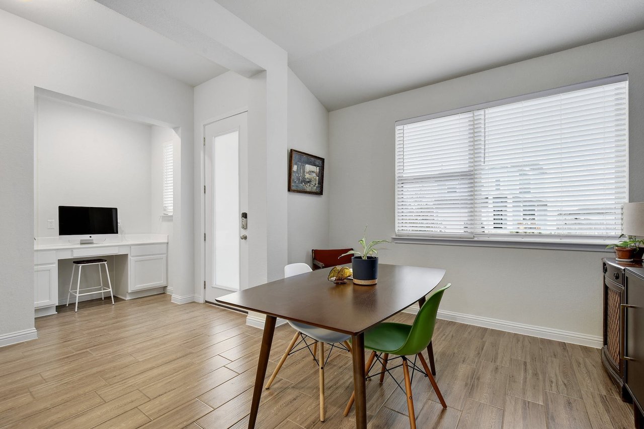 8206 Dampton Ln, Austin, Texas 78744