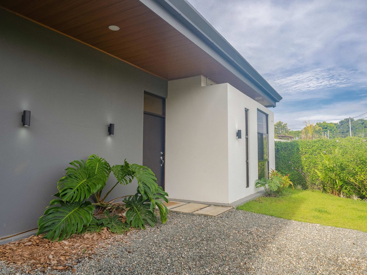 A 3-bedroom home – literally bordering Marino Ballena National Park – but mere steps away from cafes, restaurants, and amenities of the tourist mecca Uvita!