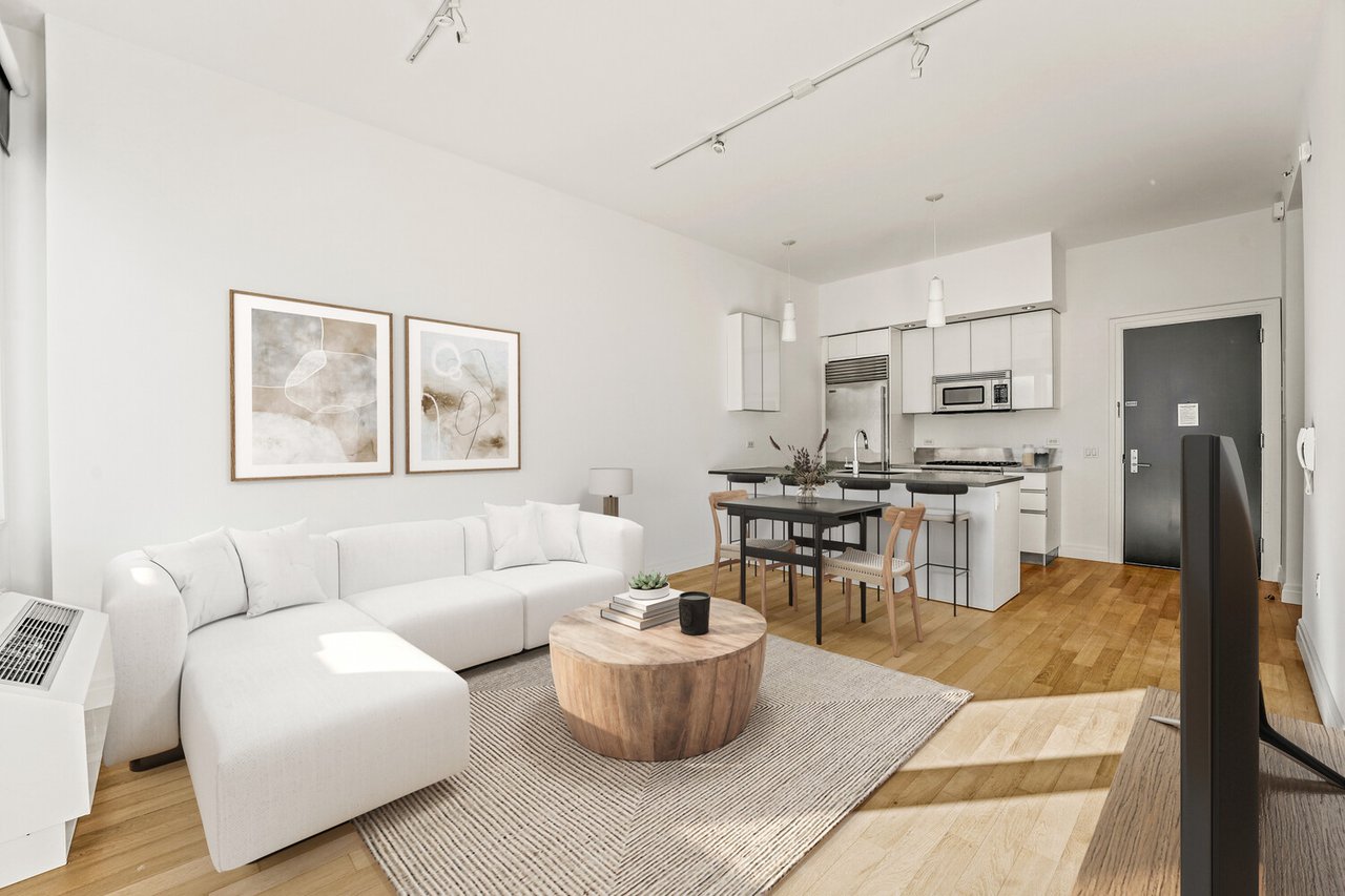 550 West 54th Street, Apt 24Y