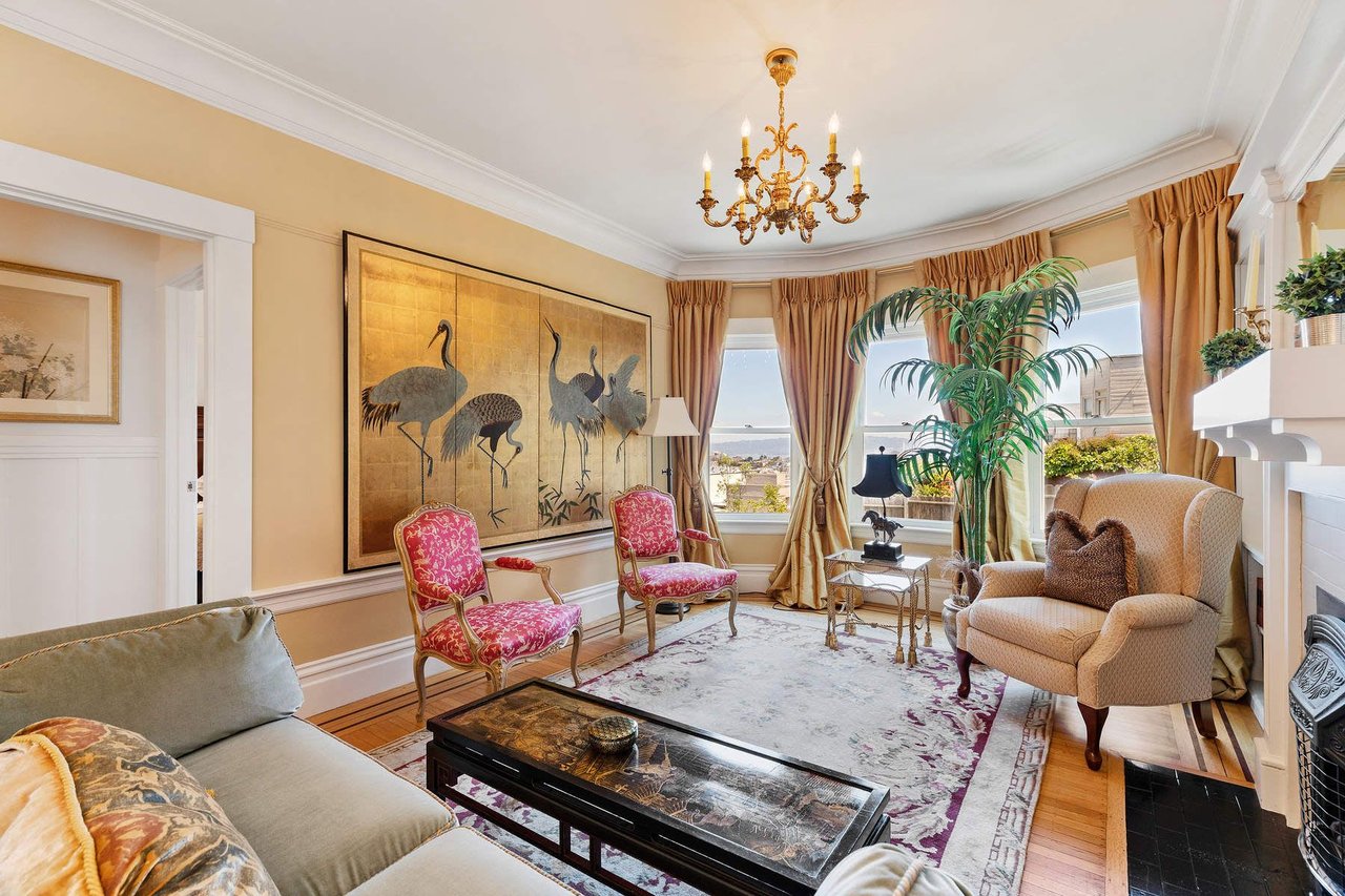 Charming Nob Hill Home