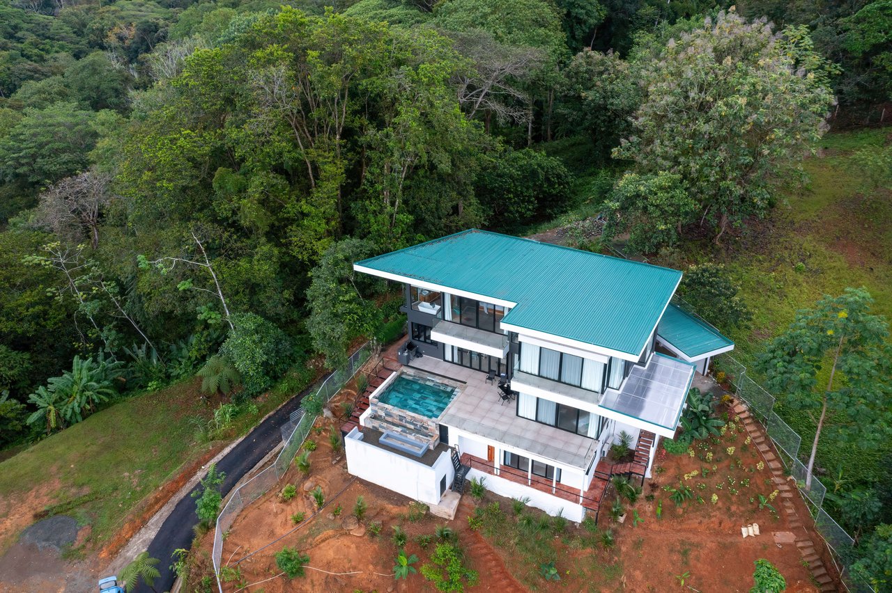 Luxury Property with Stunning Ocean Views in Uvita, Costa Rica. A Great Investment!