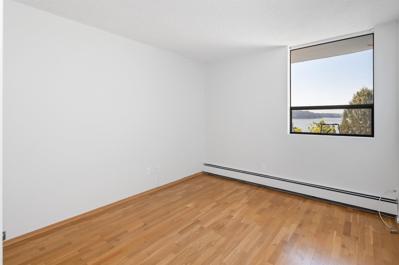 803-1737 Duchess Ave