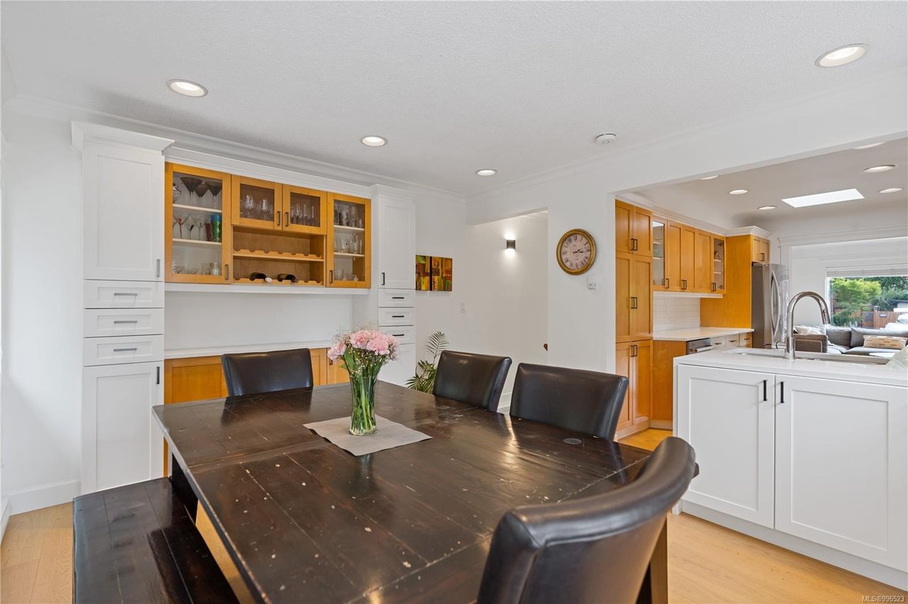 1228 Pearce Cres