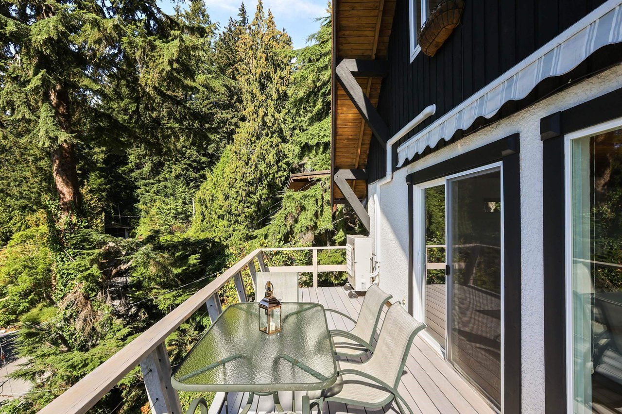 325 Bayview Pl