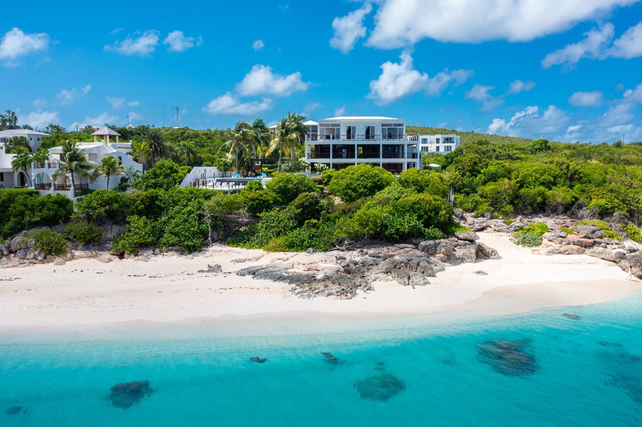 Villa on Shoal Bay East