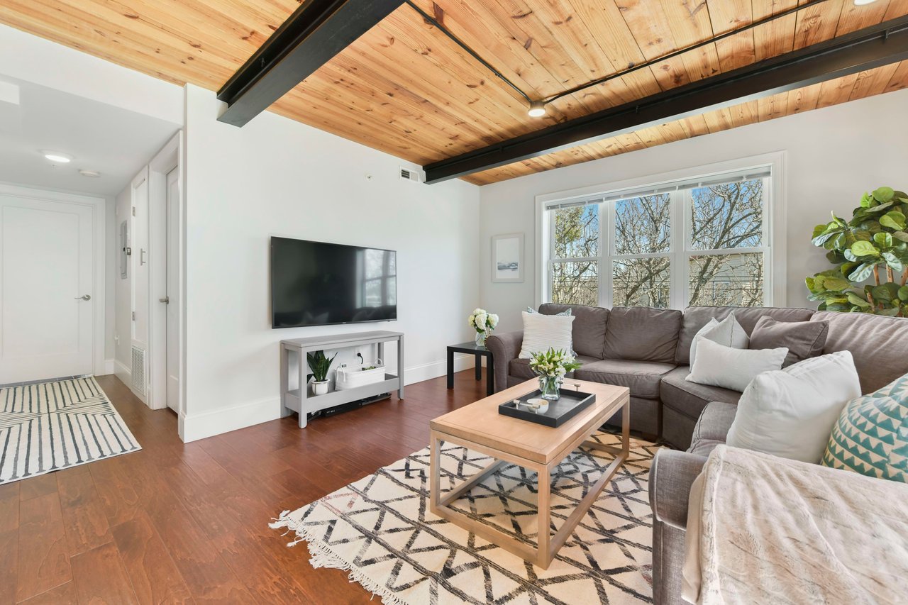 192 Raymond Street #7