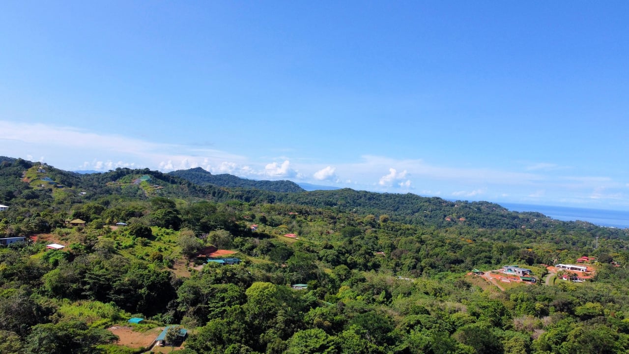 Surfer's Dream in Ojochal; 2 Bedrooms, 2 Bathrooms with Pool and River Access
