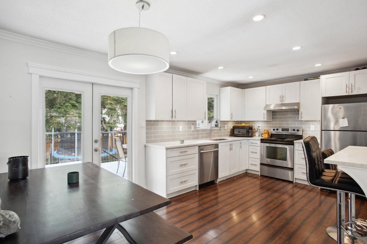 18348 63a Ave
