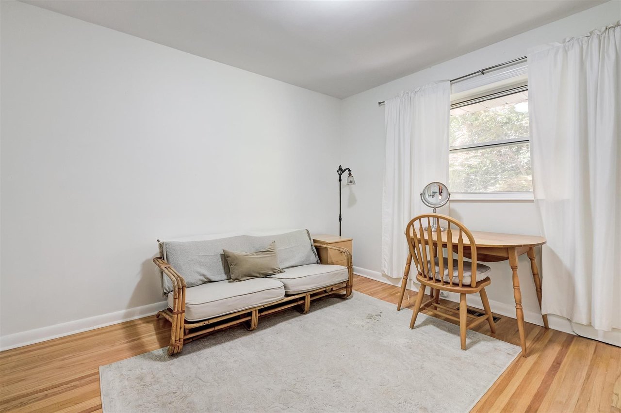 40 Nuffield Dr