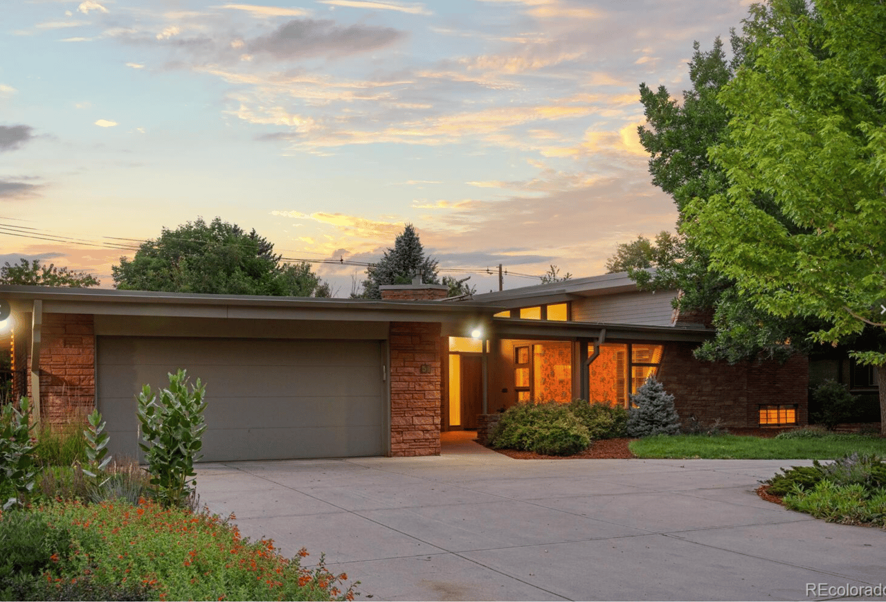 💥 Modern Listing of the Day. #forsale 🏡