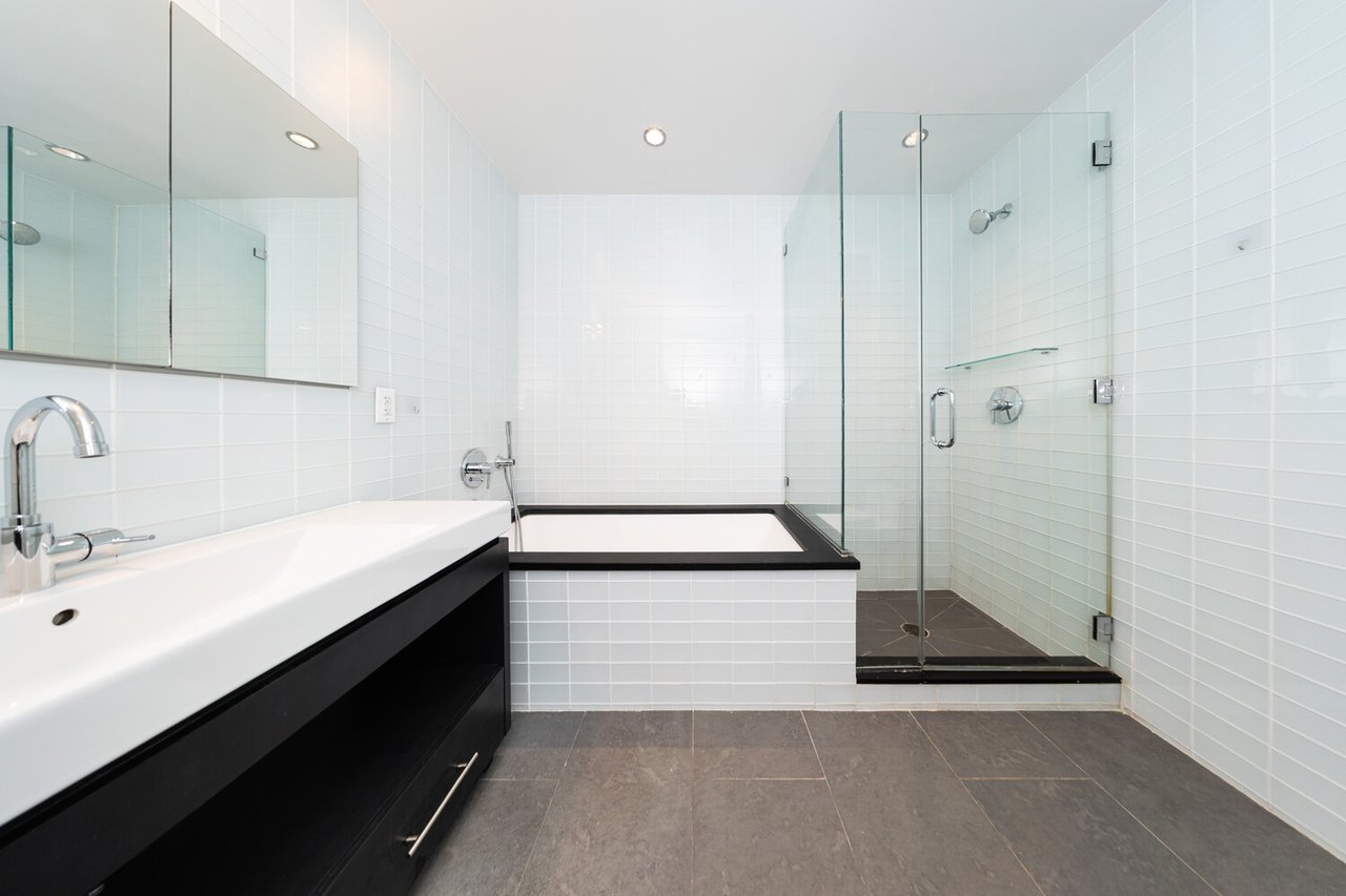 550 West 54th Street, Apt 28B