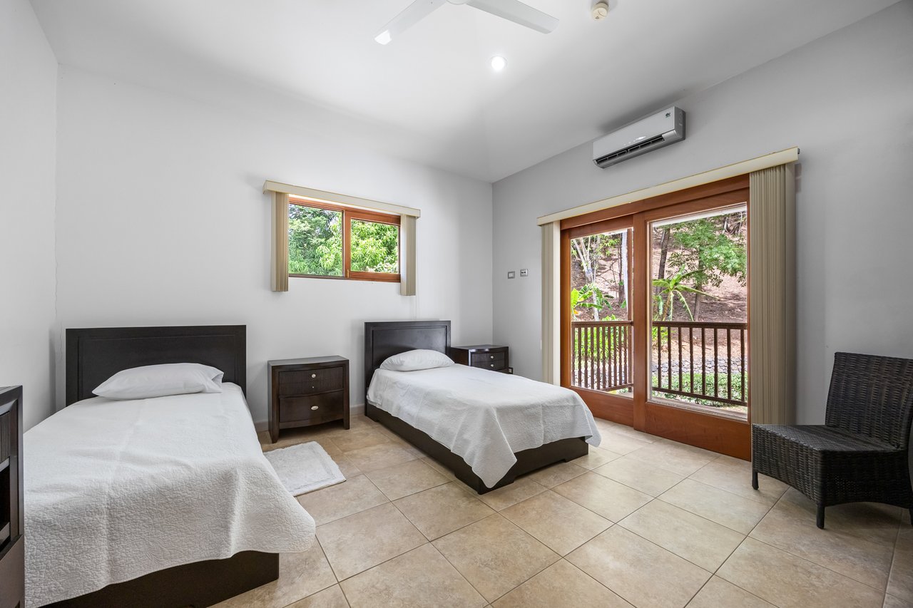 Gated Tropical Villa with Guest House, Flamingo, Guanacaste