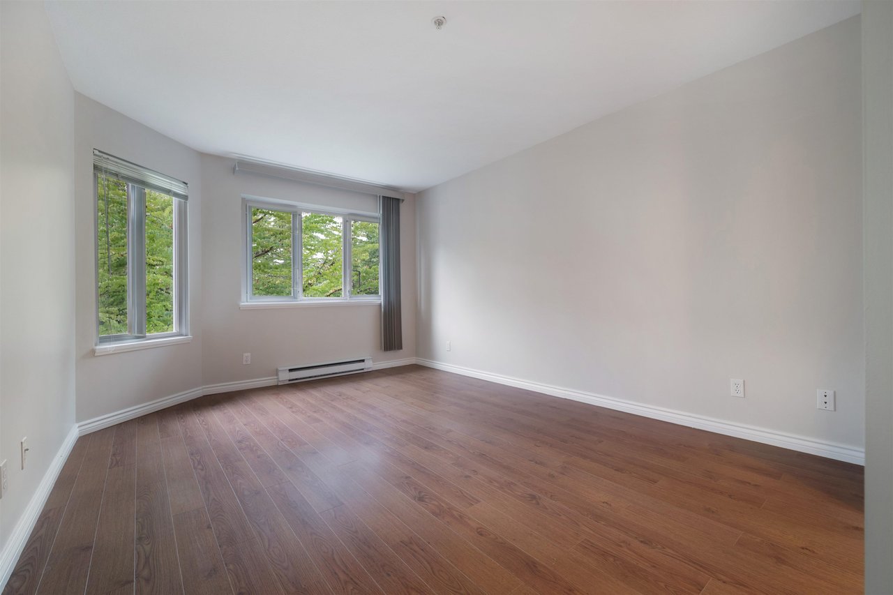 320-7139 18th Ave