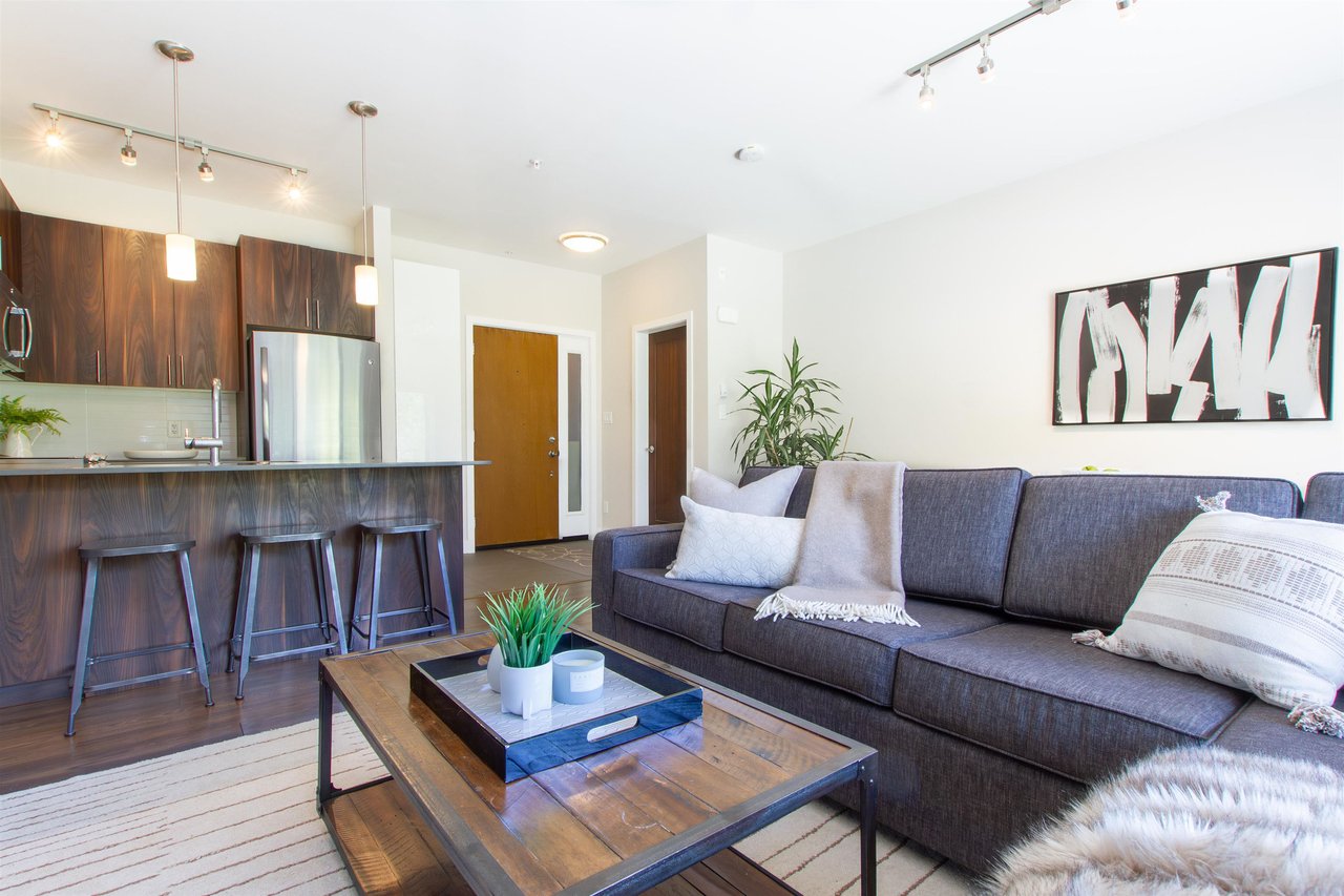 104-1025 Legacy Wy
