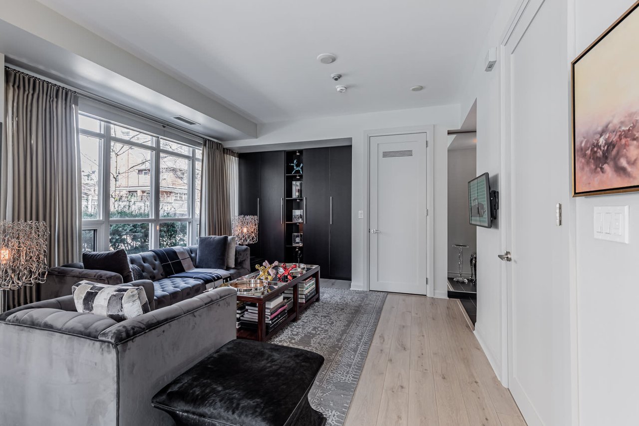 LUXURY URBAN TOWNHOME