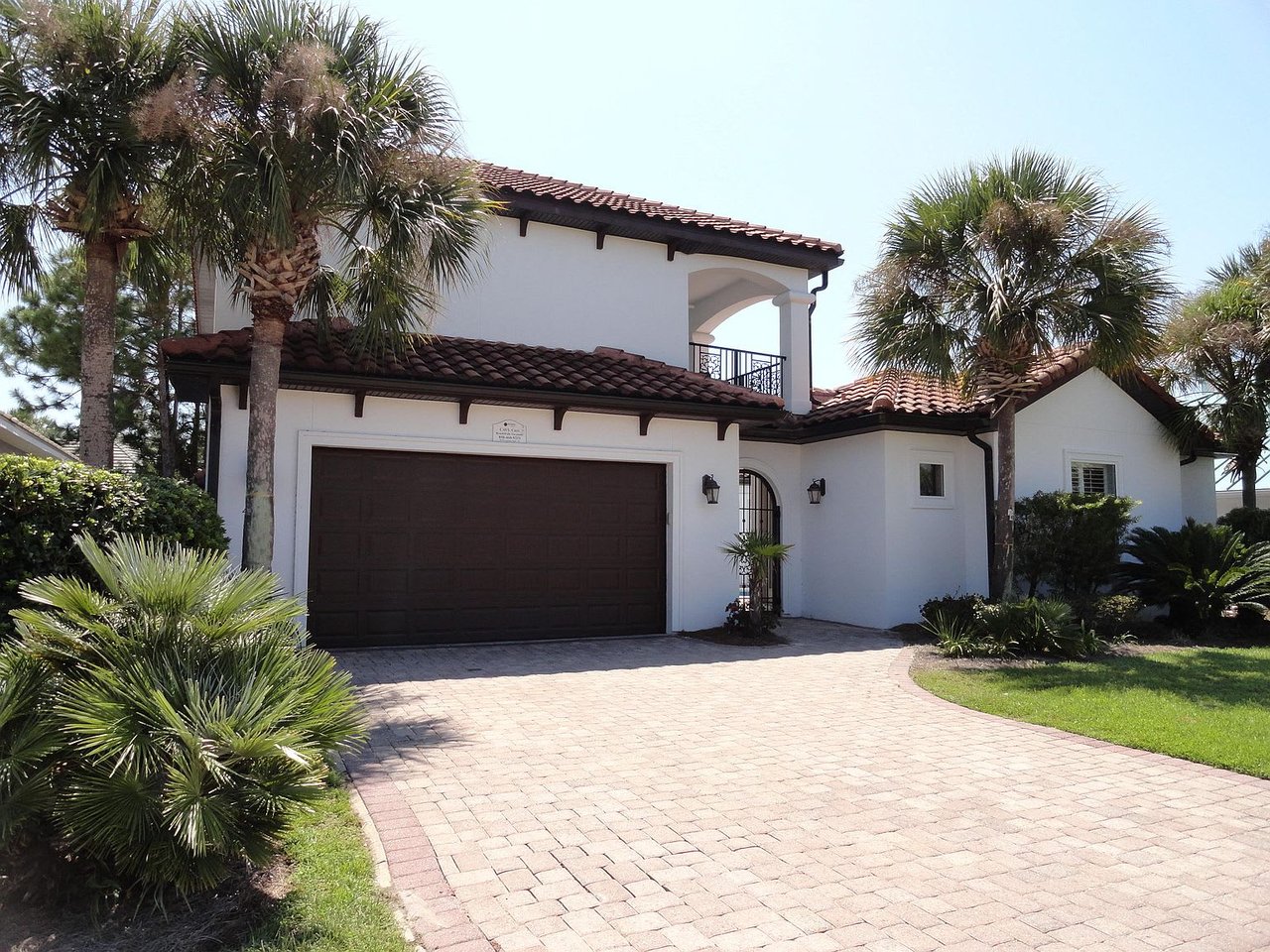 4736 Papaya Park