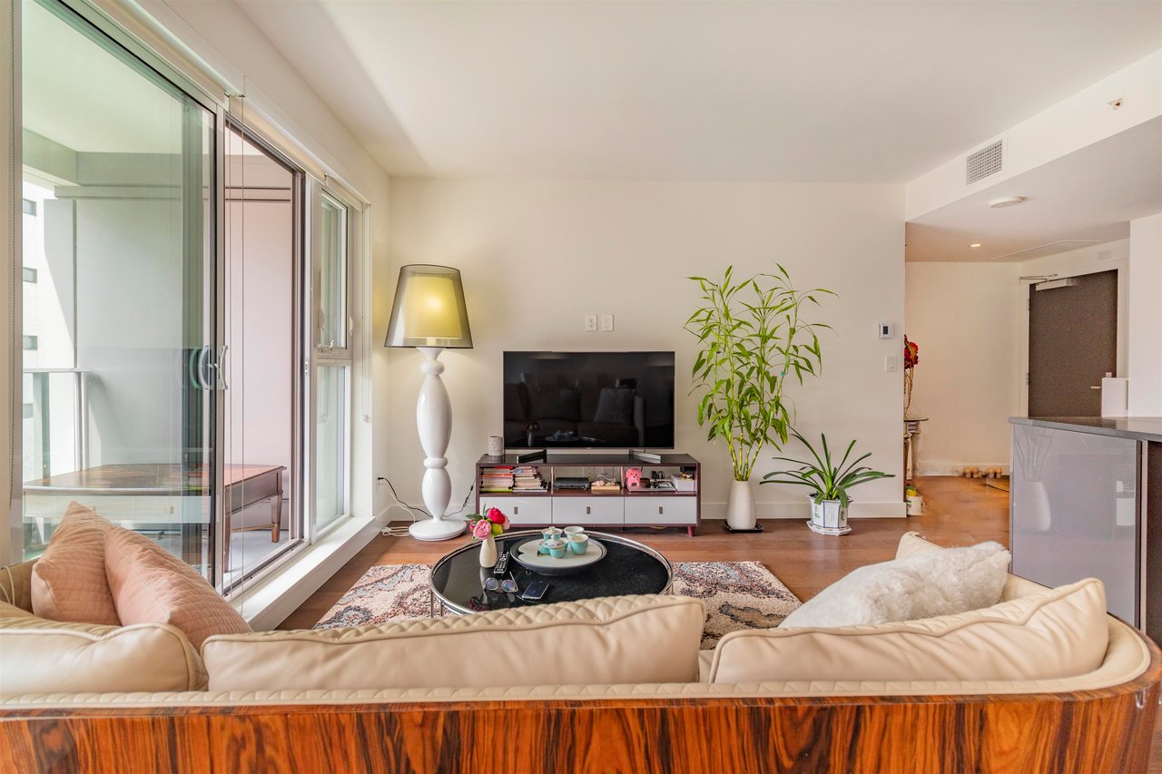 504-1561 W 57th Ave