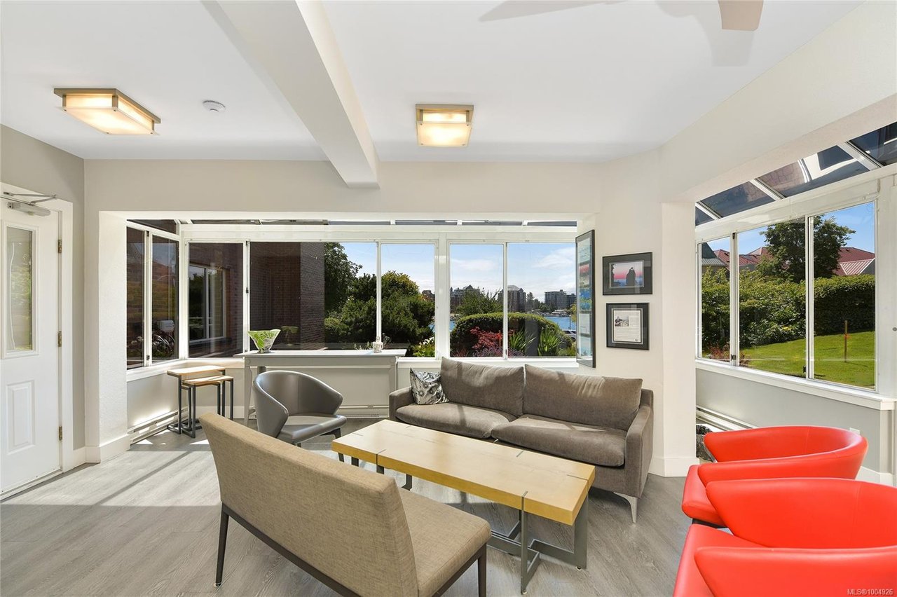 408-50 Songhees Rd