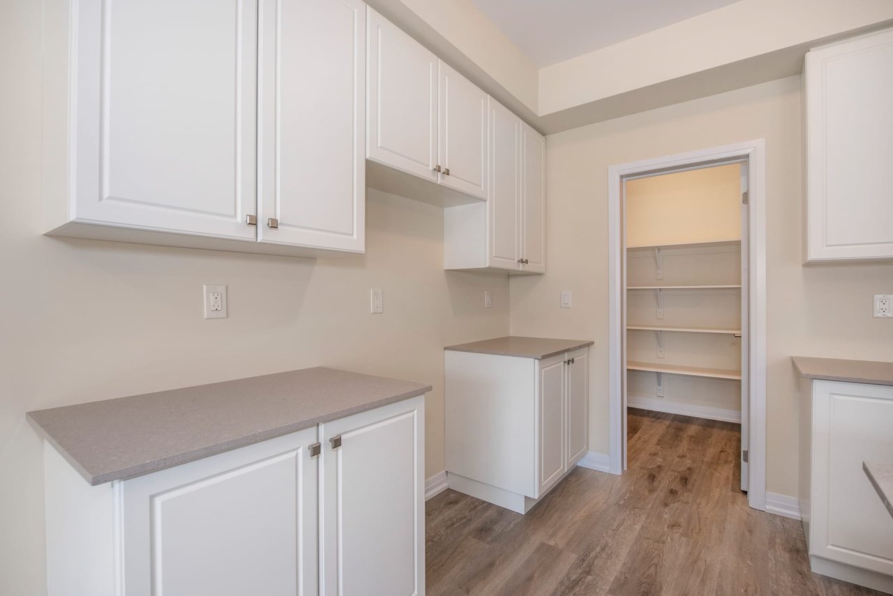 185 Bedrock Dr Unit: 3