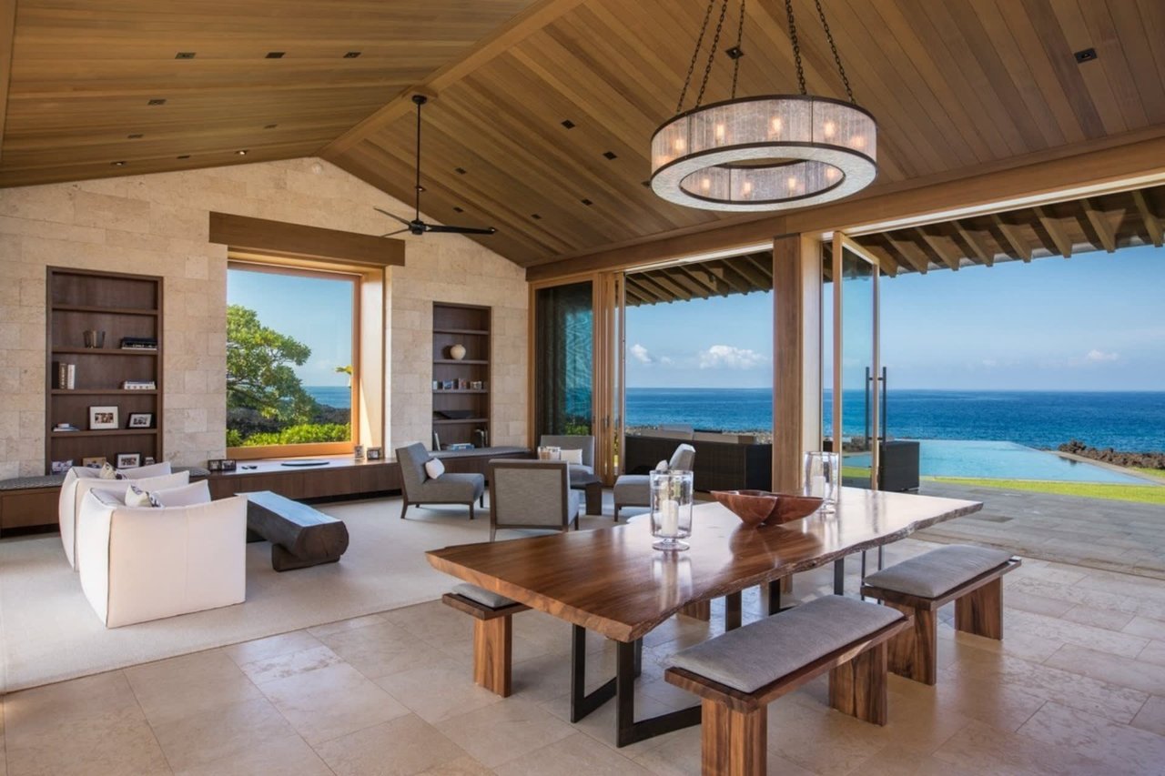 Selling a Home in Kailua- Kona cover