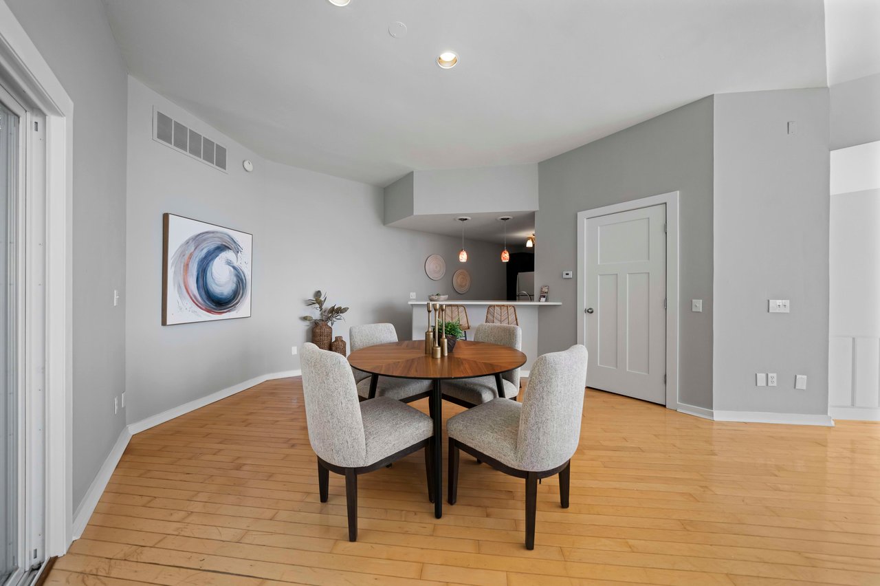 1041 SAINT GREGORY STREET #4