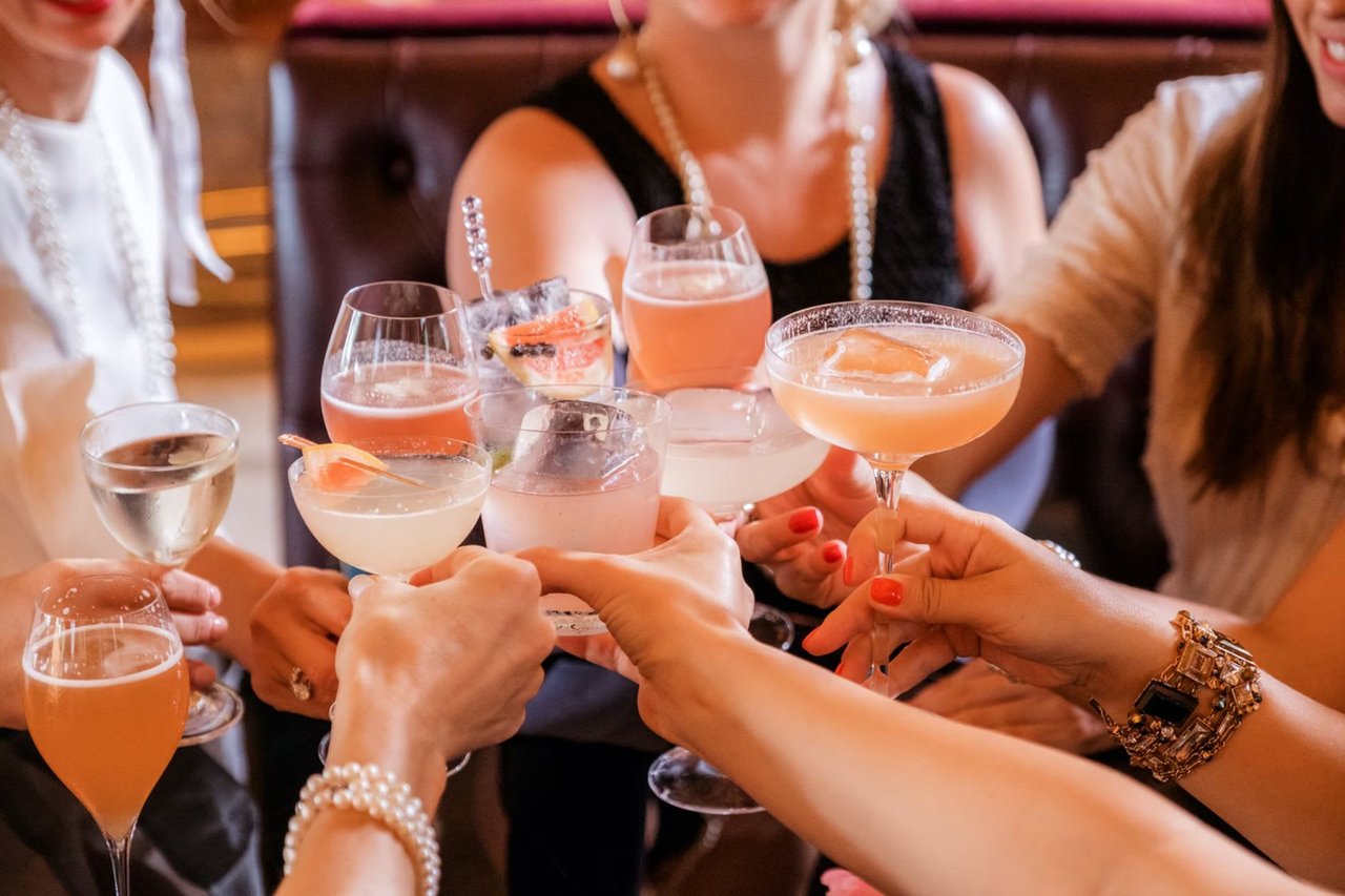 Where to Find the Best Cocktails in Carmel