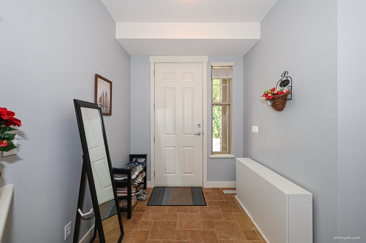 148 Maple Dr