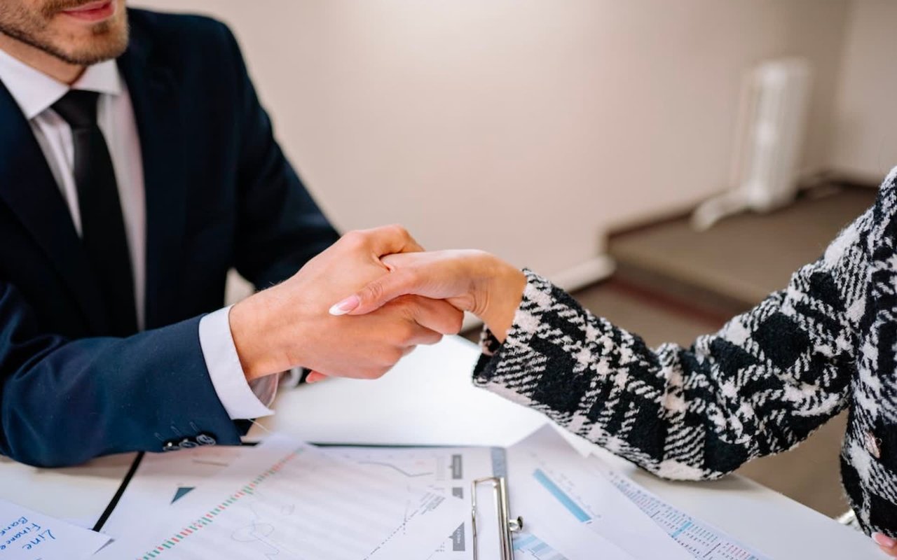 A Guide To First-Time Home Buyer Programs, Loans And Grants