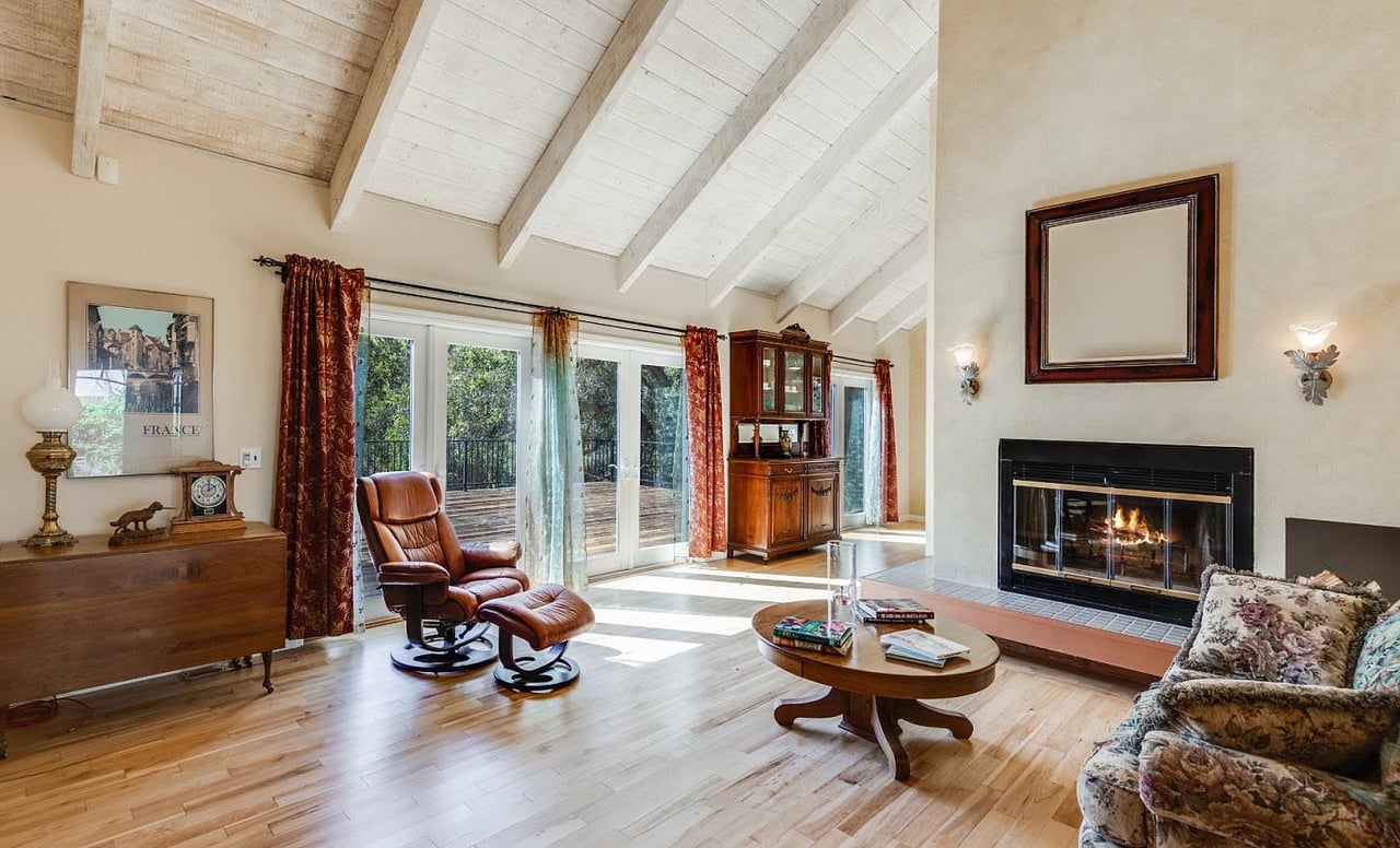 11523 Hidden Hills Rd