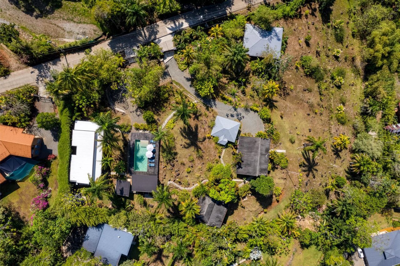 Private Four Villa Estate, Dominical, Puntarenas