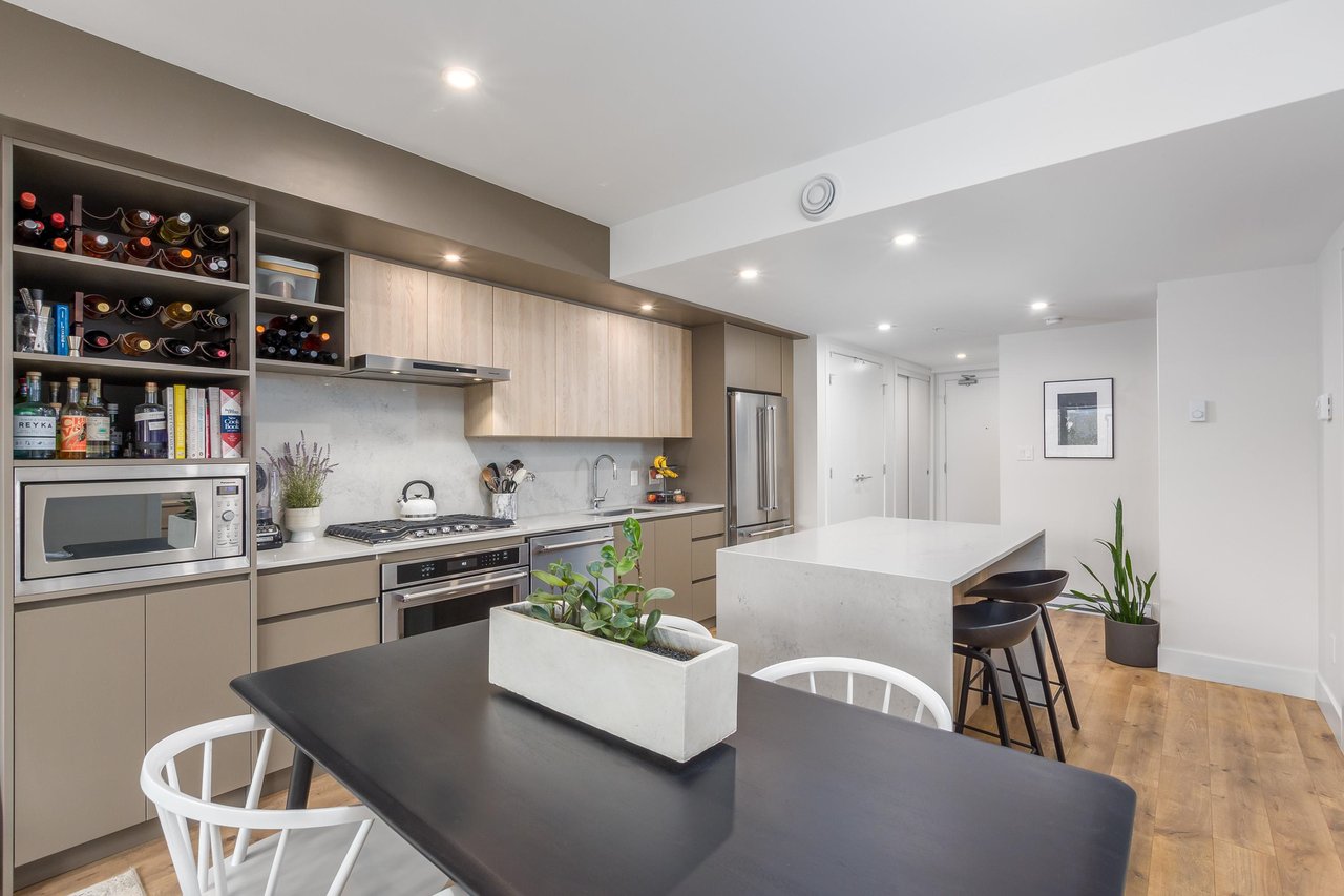 421-38362 Buckley Ave